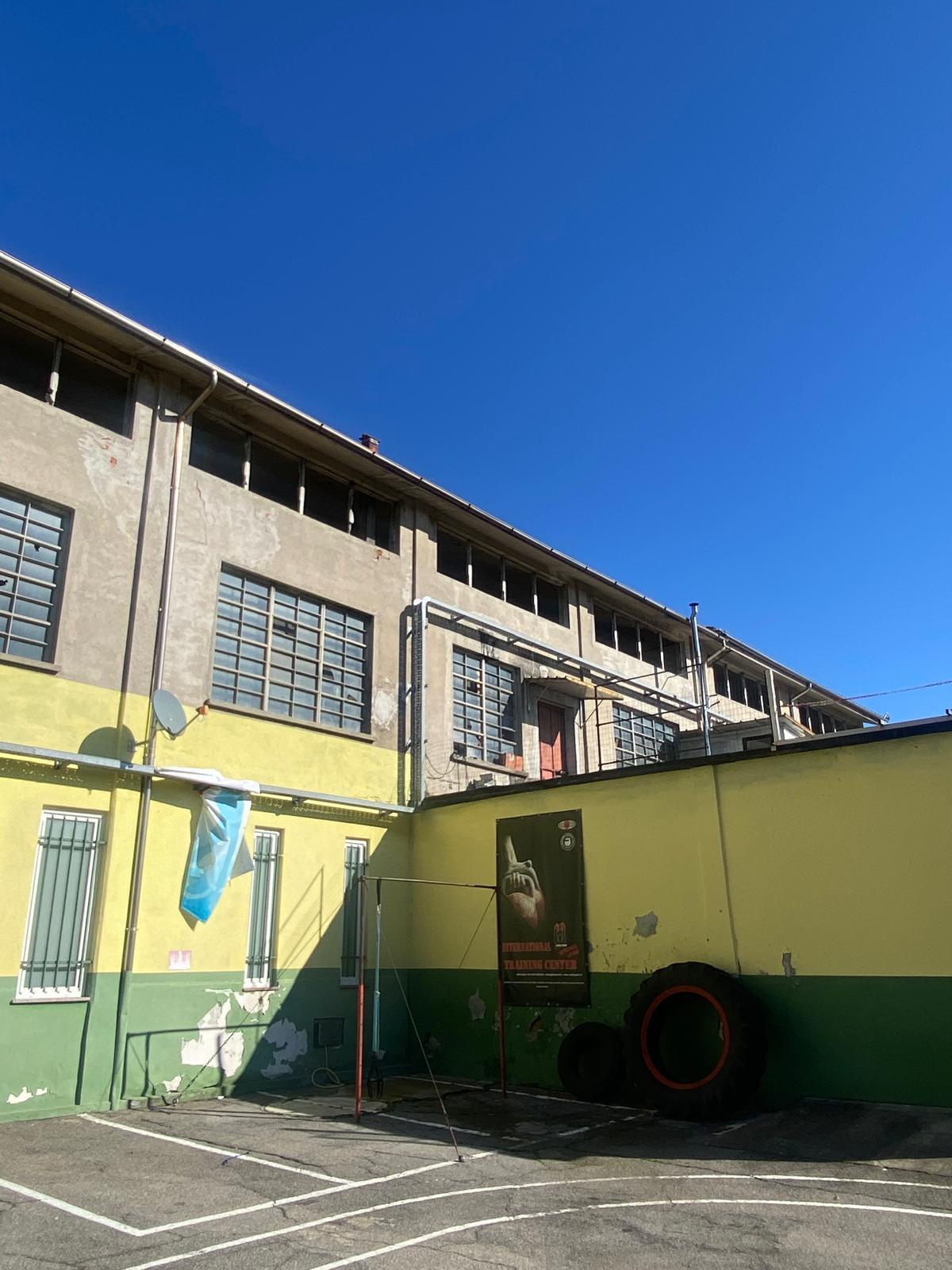 Area deposito multilivello 1000mq capannone industriale